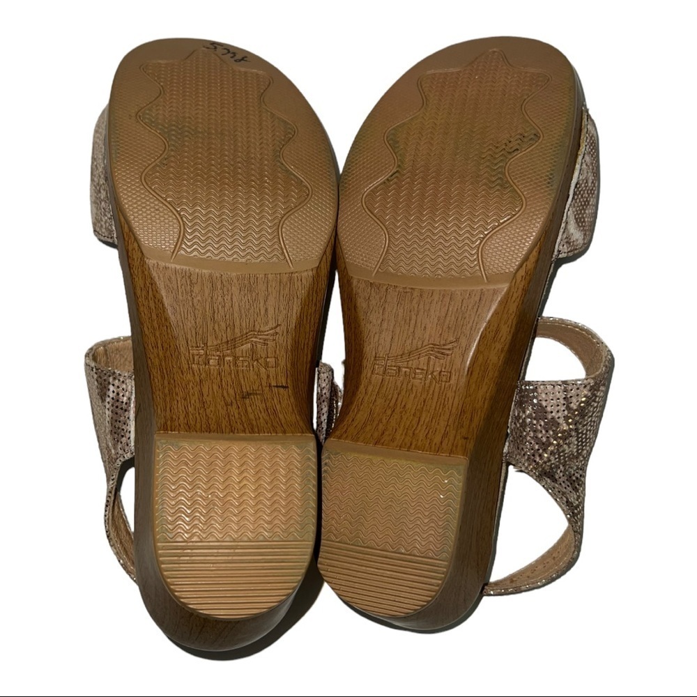 Dansko Sonnet Tan Snakeskin Leather Sandals - Picture 12 of 12